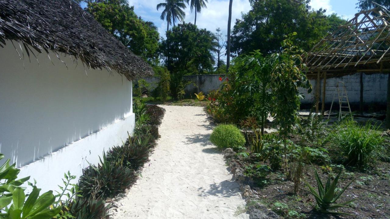 Kaskazi Beach Bed & Breakfast *