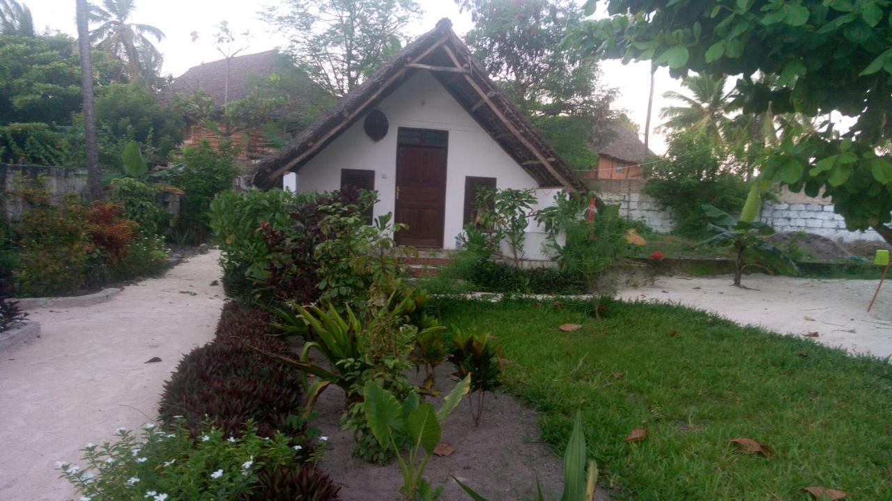 Kaskazi Beach Bed & Breakfast *